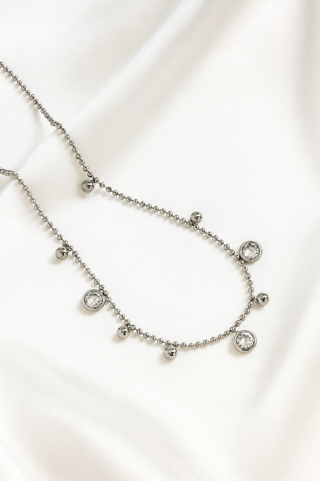 Collier argenté en acier inoxydable pierres blanches | Elise