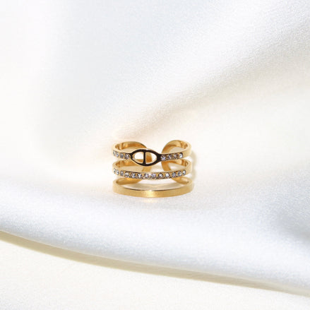 Bague ajustable dorée en acier inoxydable pierre scintillante | Mila