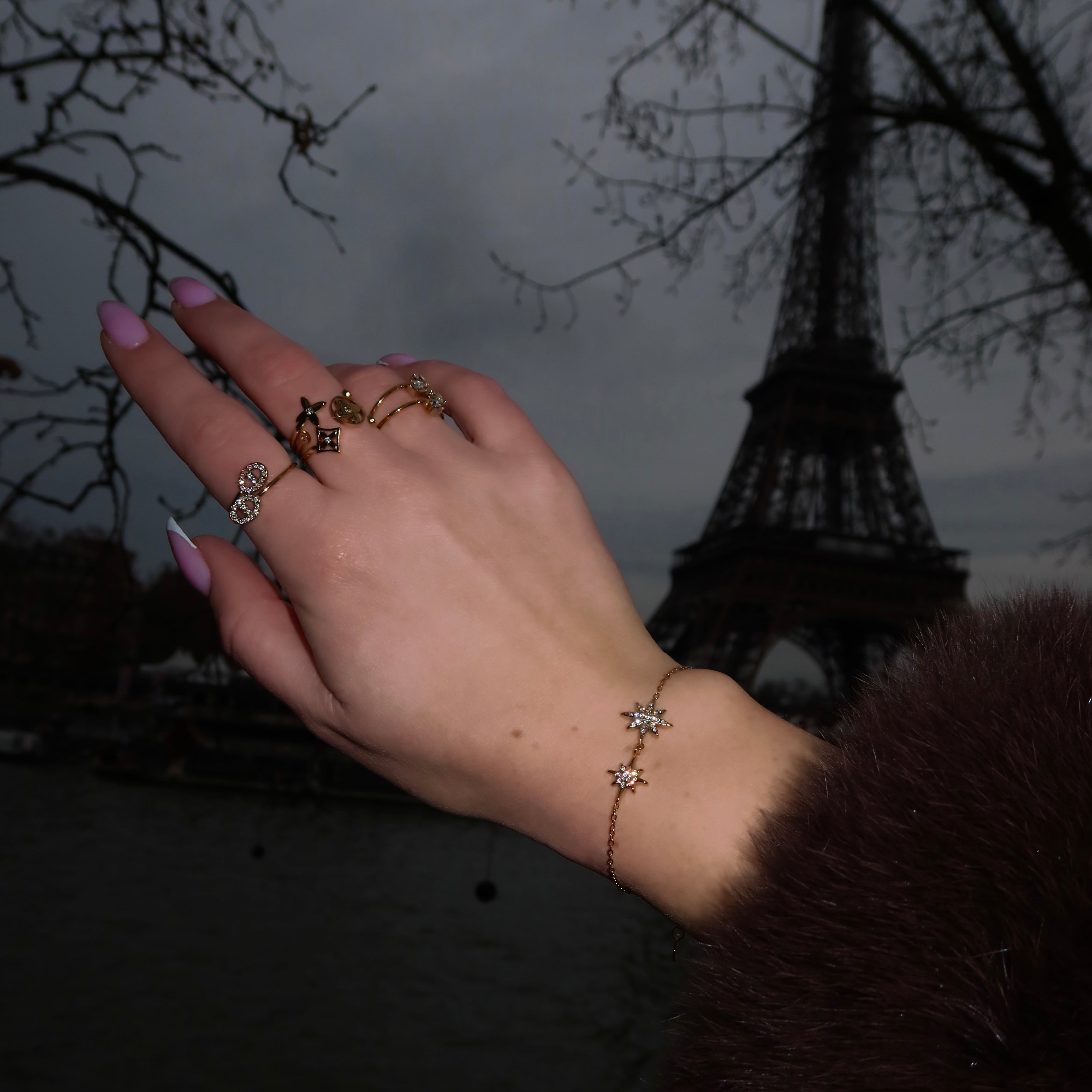 Bague ajustable dorée trèfles et étoiles en acier inoxydable | Thelma