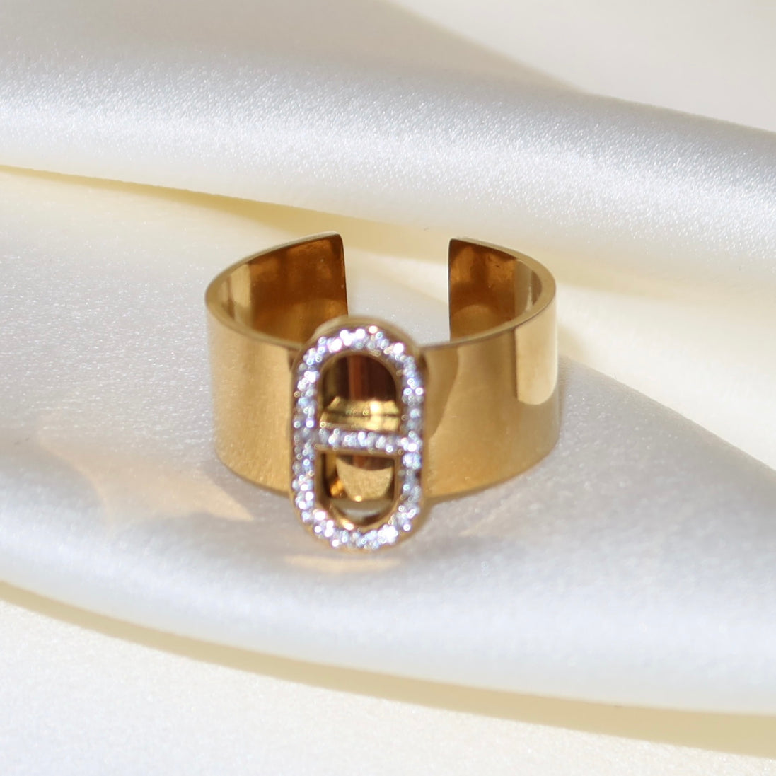 Bague ajustable dorée en acier inoxydable ancre avec pierres scintillantes | Indira
